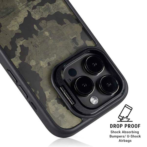 Wood Camo Camouflage iPhone 15 Pro Kickstand Case